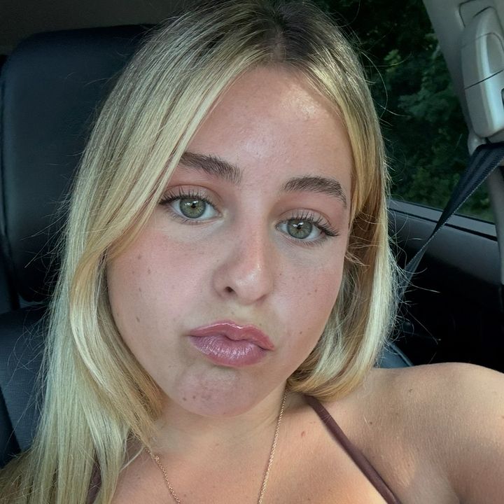 Profile Picture of Haley Scher (@haleyscherr) on Tiktok