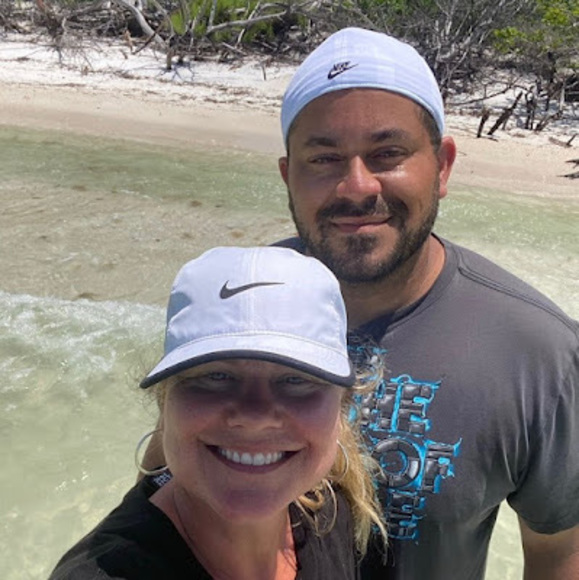 Profile Picture of Albert Taylor (@altayloriii1982) on Poshmark