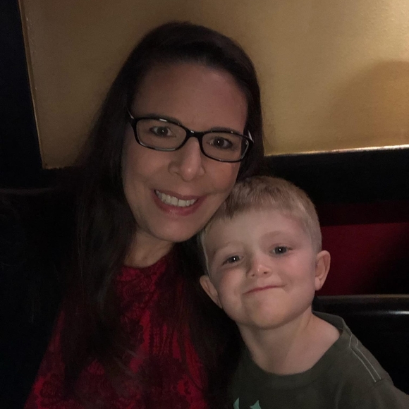 Profile Picture of Kelly Spittler (@kellyspittler) on Poshmark