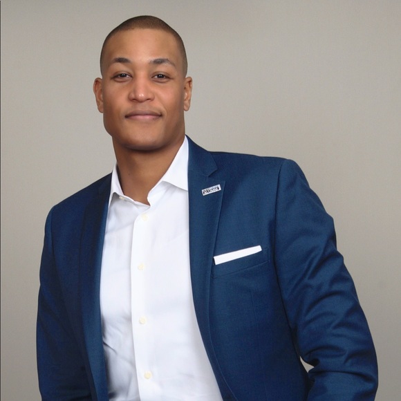 Profile Picture of Lance Mullins (@lncmullins) on Poshmark