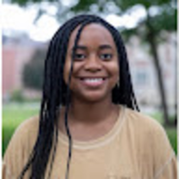 Profile Picture of Sumayyah Muhammad (@mayyahsm01) on Poshmark