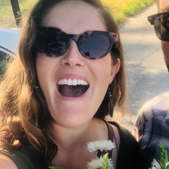 Profile Picture of Jessica Westergard (@jwestergard) on Poshmark