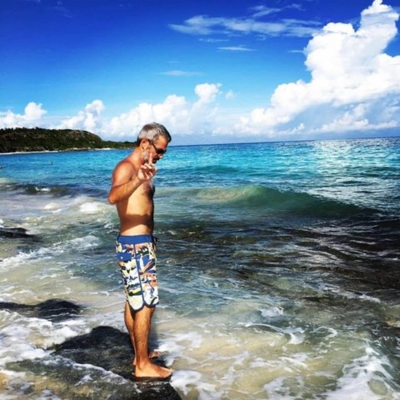 Profile Picture of Steve Tassé (@tass00) on Poshmark