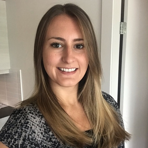 Profile Picture of Carly Webb (@carly1616376) on Poshmark