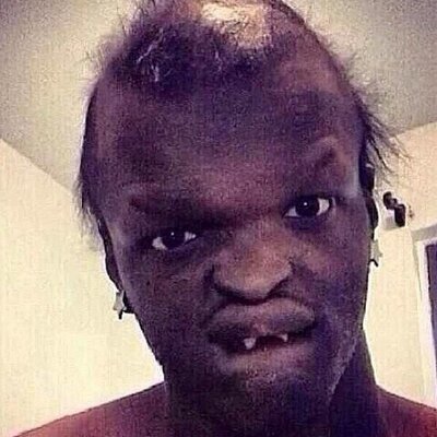 Profile Picture of Vah Sar Chee (@JoeSkates_) on Twitter