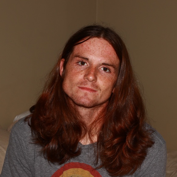 Profile Picture of Dani Tomaszewski (@dktindepth) on Poshmark