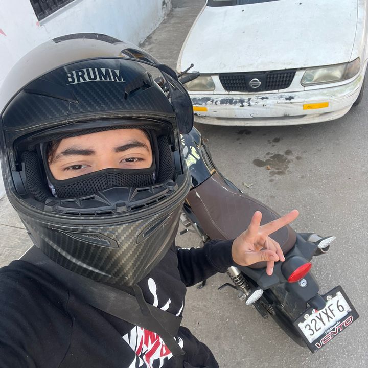 Profile Picture of Elbert (@elbert_esc) on Tiktok