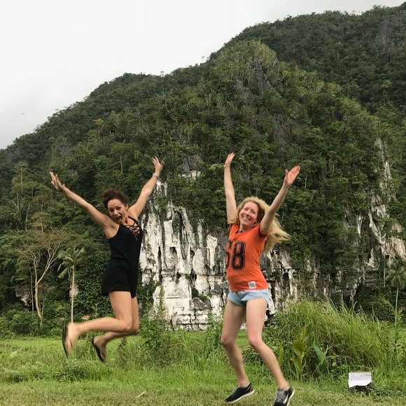 Profile Picture of Kristin Chucci (@mesothrifty) on Poshmark