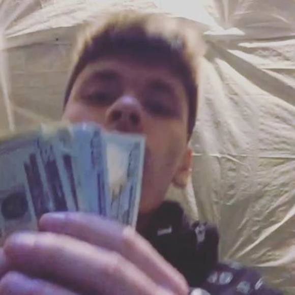 Profile Picture of Lyly Schally (@skateboii69) on Poshmark