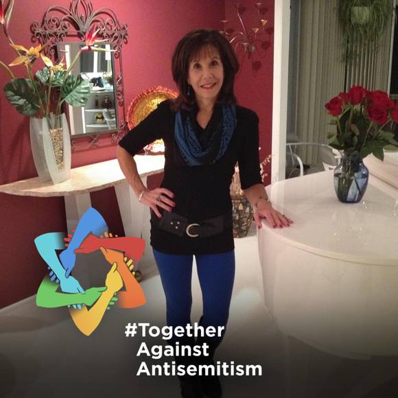 Profile Picture of Minda Grossgold smith (@au144) on Poshmark