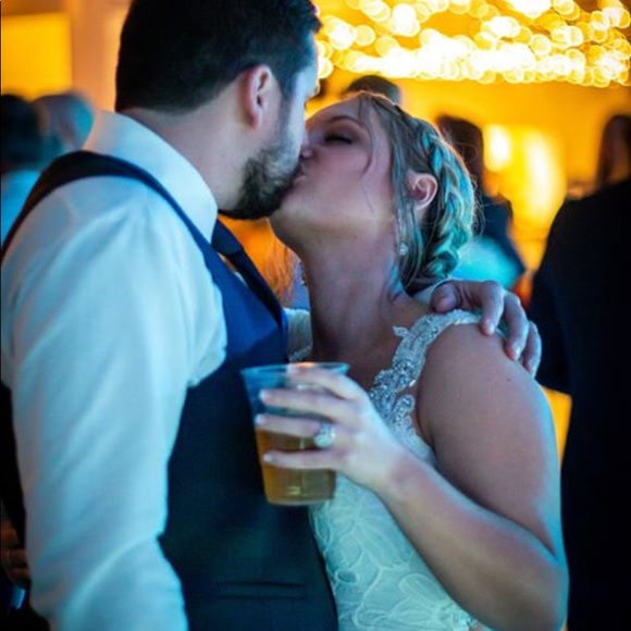 Profile Picture of Michaela Orth (@michaelaorth) on Poshmark