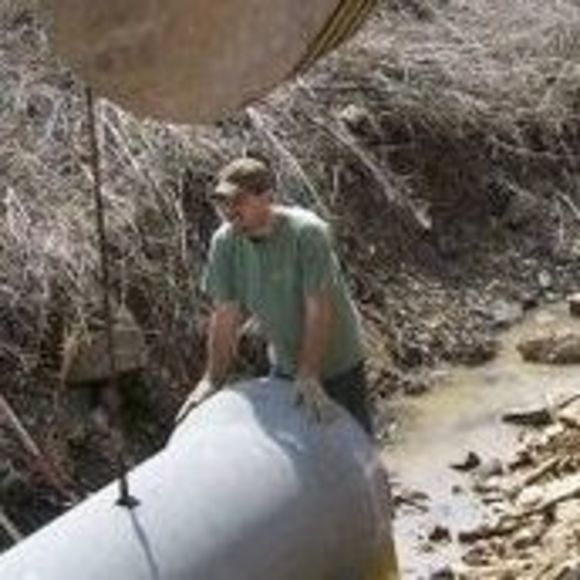 Profile Picture of Michael Macnamara (@verafox21) on Poshmark