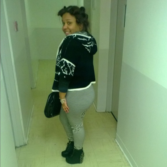 Profile Picture of Rayven Marrero (@rayven) on Poshmark