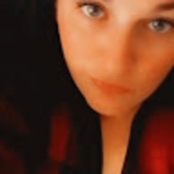 Profile Picture of Victoria Cramer (@mscramer54) on Poshmark