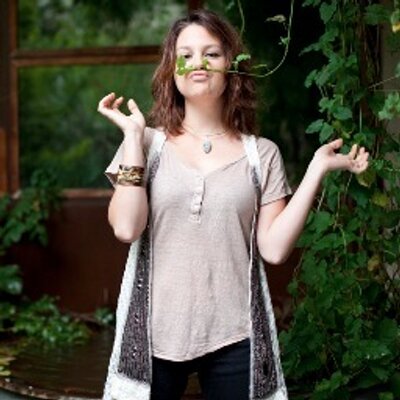 Profile Picture of Mélody Daniel (@Mel_MDan) on Twitter