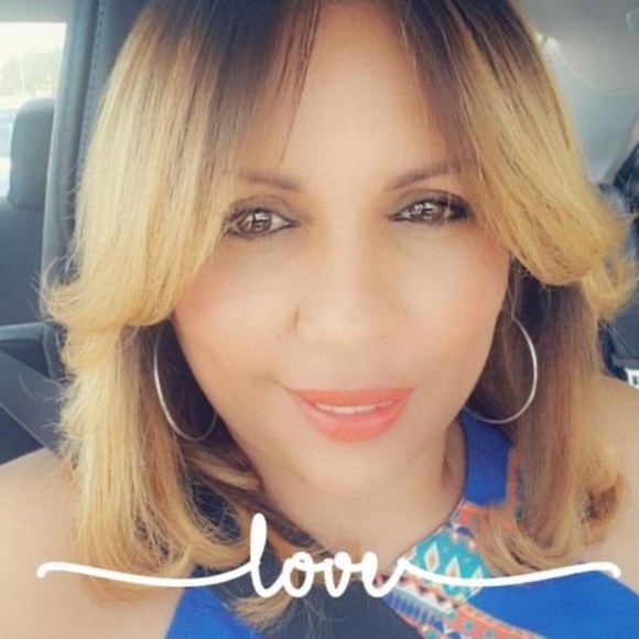 Profile Picture of Piki Polonio (@ramonaramos22) on Poshmark