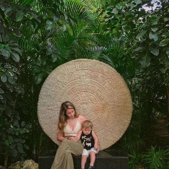 Marie-michelle Trudel - Poshmark Profile Picture of Marie-michelle Trudel (@marie_dance2) on Poshmark