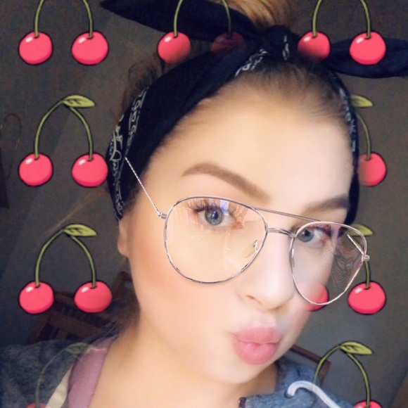 Profile Picture of Jordan Kobberstad (@svetlanakozlov) on Poshmark