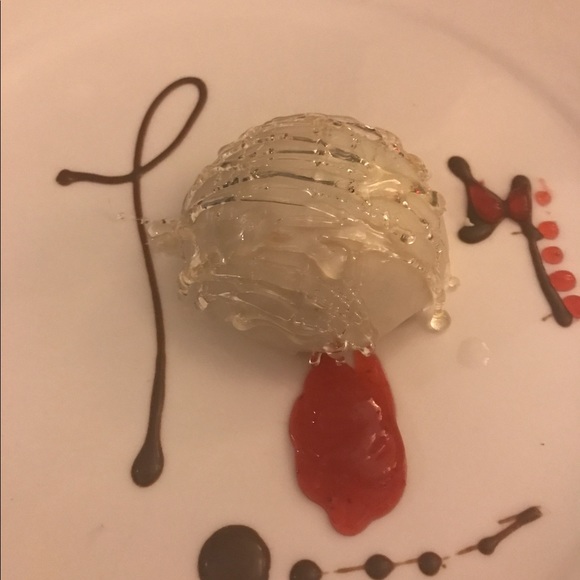 Profile Picture of Giselle Cordero (@gsel19) on Poshmark