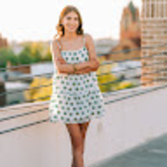 Profile Picture of Clair Smith (@clairsmith652) on Poshmark