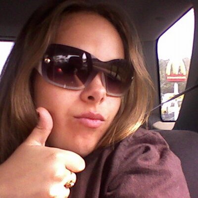 Profile Picture of Christian Hicks (@RozaMeray) on Twitter