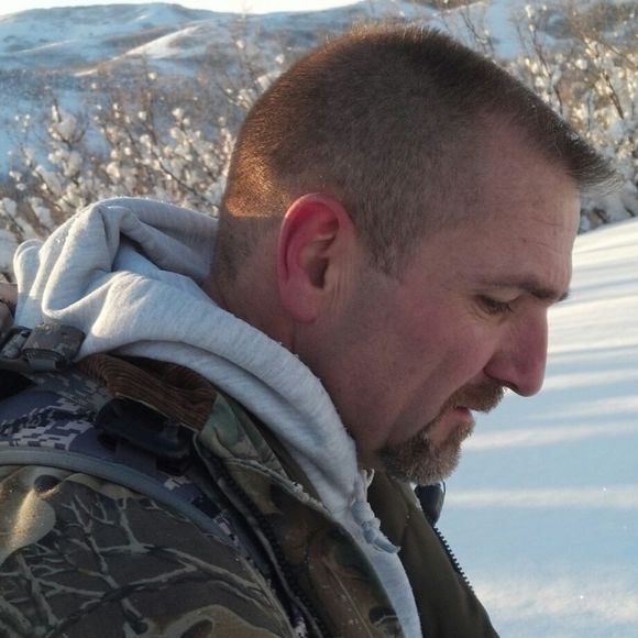 Profile Picture of Chuck Harding (@charding996) on Poshmark