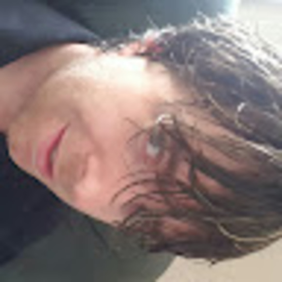 Profile Picture of Xundeadxkushx Xundeadxkushx (@mrjessybennett) on Poshmark