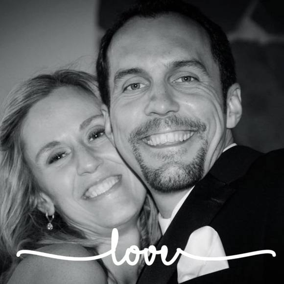 Profile Picture of Erika Sagle (@sungurl) on Poshmark