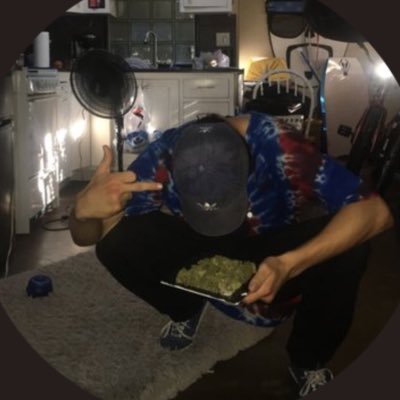 Profile Picture of JL (@Jake_lambe_) on Twitter