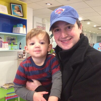 Profile Picture of Scott Weinstein (@sweinstein9) on Twitter