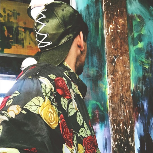 Profile Picture of Ian luca Toledo (@ianlucatoledo) on Poshmark