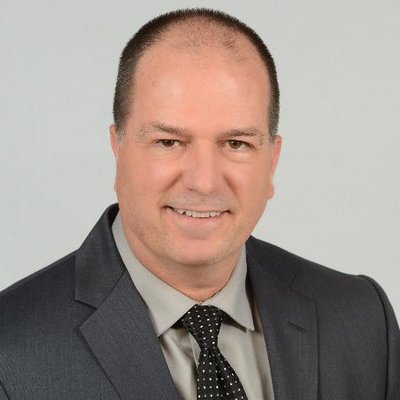 Profile Picture of David J Binder Real Estate (@3ringbinder48) on Twitter