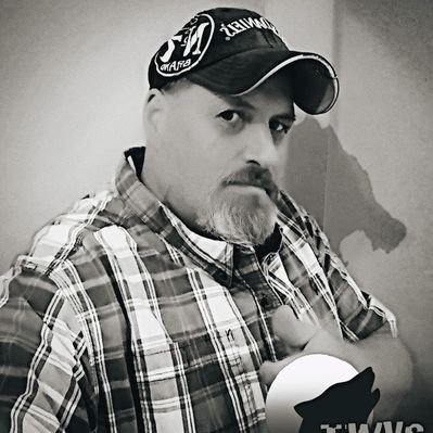 Profile Picture of Ted Wolfe VanSon Jr (@TedWolfeVanson) on Twitter