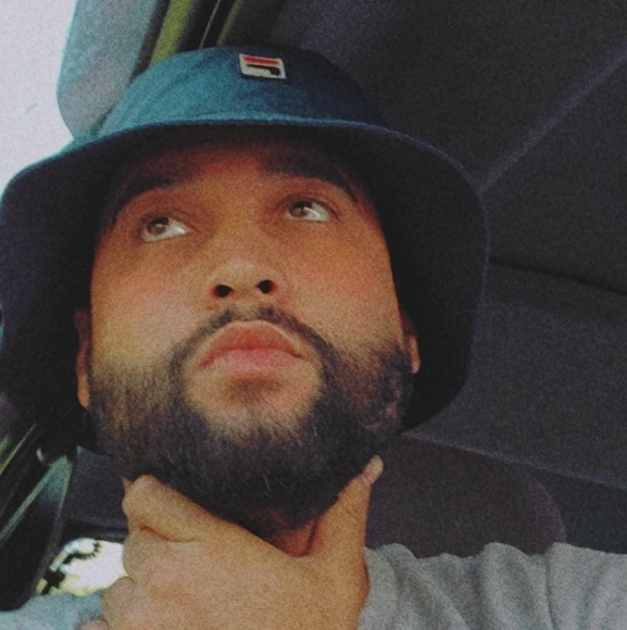 Profile Picture of Gamaliel Concepcion alvarez (@gamalitis_23) on Poshmark