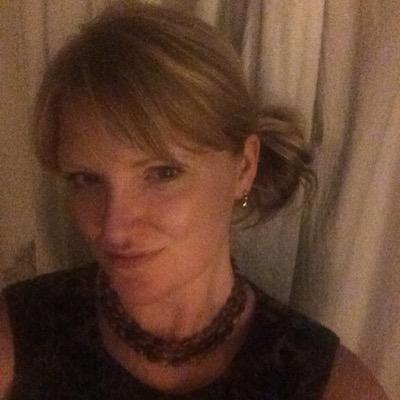 Profile Picture of Hilary Wright (@WrightHilary) on Twitter