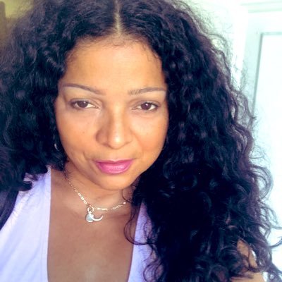 Profile Picture of Yvonne Gonzalez (@YvonneG66872578) on Twitter