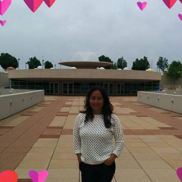 Profile Picture of Edith Gonzalez (@andrea_gonzale3) on Poshmark