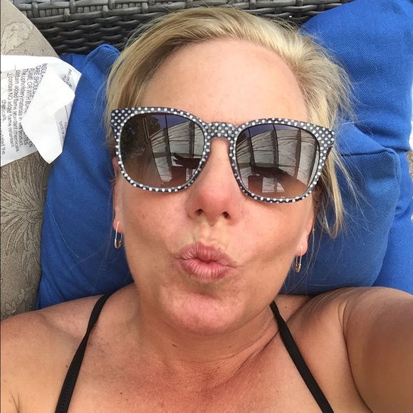 Profile Picture of Megan Crabtree (@megcrabtree) on Poshmark