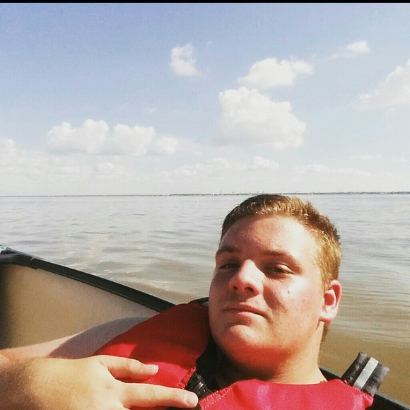 Profile Picture of Dylan Mccarty (@dyl4n) on Poshmark