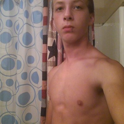 Profile Picture of Alex Hutcheson (@alexjh21) on Twitter