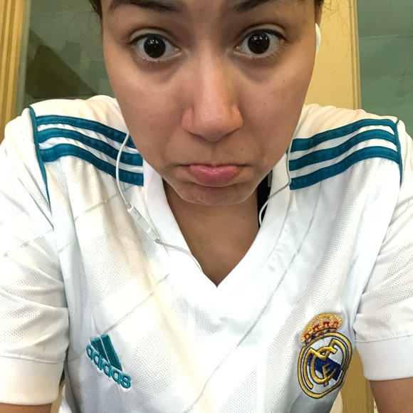 Profile Picture of Mirian Lopez (@mirianlopez545) on Poshmark