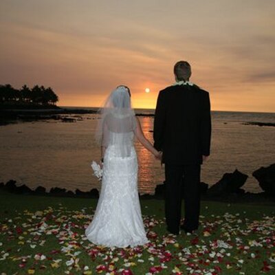 Profile Picture of Andrea Lemon (@YourHoneymoon) on Twitter