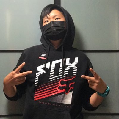 Profile Picture of LeonGor (@Leon_Gor) on Twitter