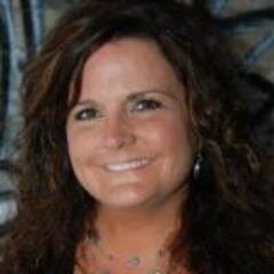 Profile Picture of Debbie Alexander (@ateamalexander) on Twitter