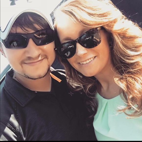 Profile Picture of Shaun Stukey (@shaunstukey) on Poshmark