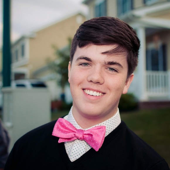 Collin Keith - Poshmark Profile Picture of Collin Keith (@collinkeith) on Poshmark