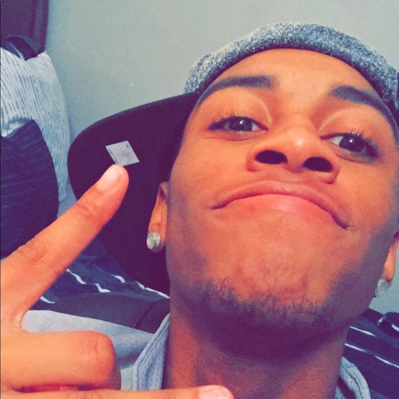 Profile Picture of Byron Barnes (@byron1245) on Poshmark