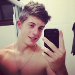 Profile Picture of Dwayne Sil (@dobsonickendobso) on Instagram