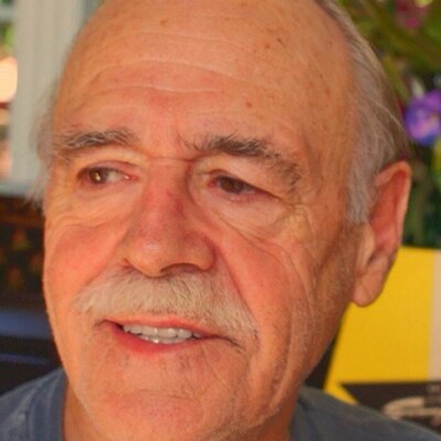 Profile Picture of Richard Lawrence (@oldham7017) on Twitter