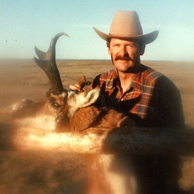 Profile Picture of David Adams (@Columbo8506) on Twitter